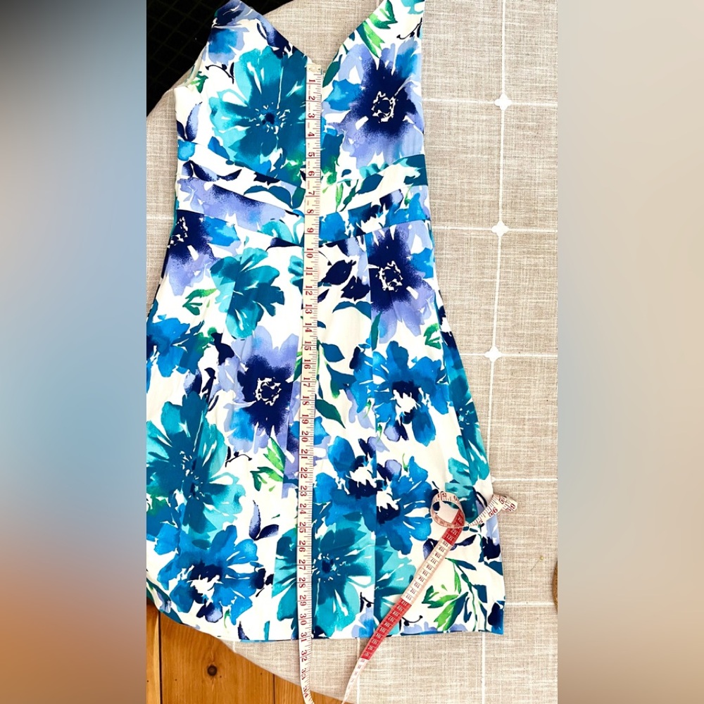 Chap’s Spectacular Vibrant Women’s Dress - Picture 13 of 16